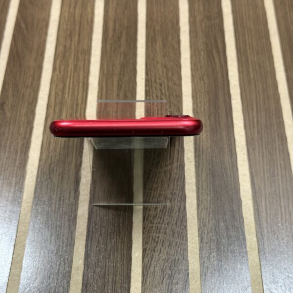 iPhone Seminovo 11 64GB Vermelho 100% - Imagem 6